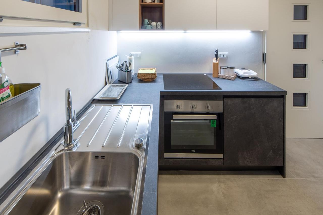 Housmart Toscana 53 Black โบโลญญา ภายนอก รูปภาพ